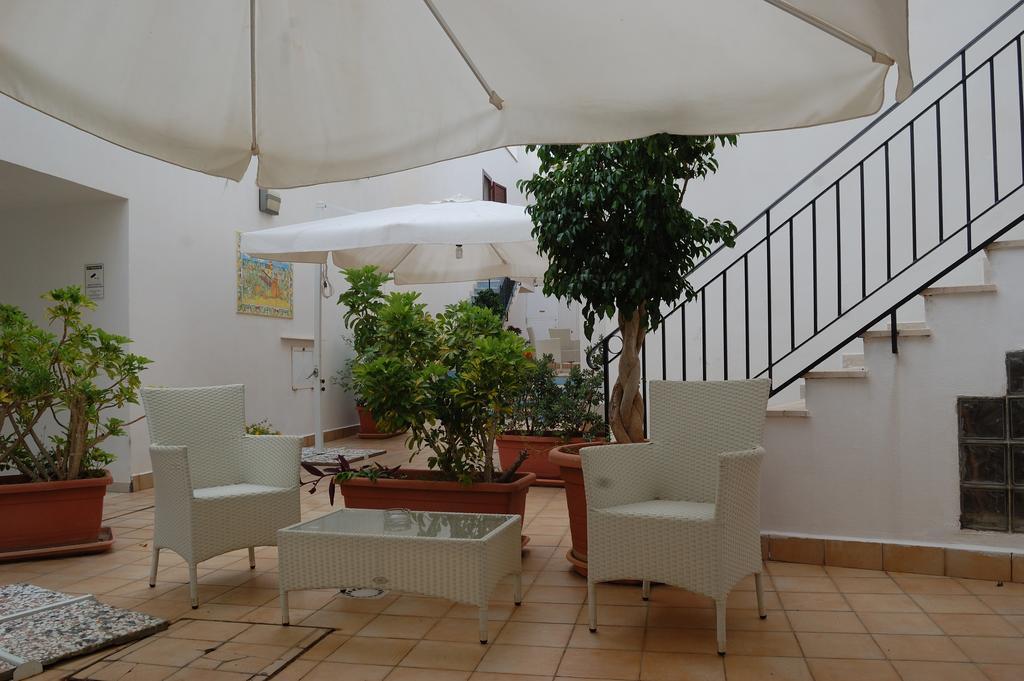 Case Vacanza Vivaldi Marinella di Selinunte Exterior foto